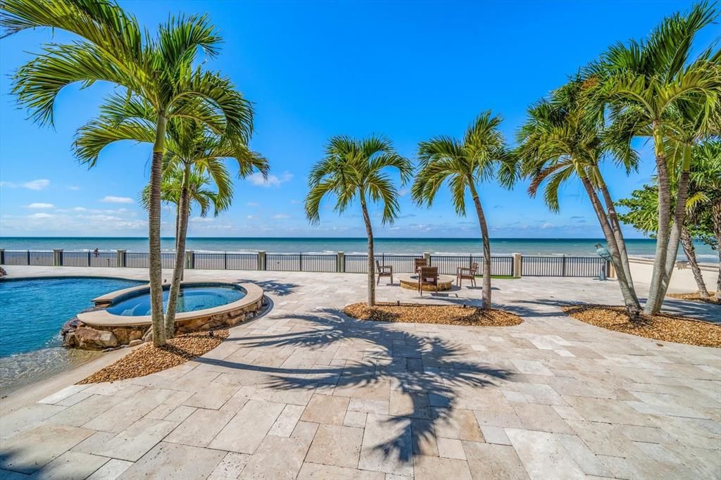 Exterior, Pool, Water