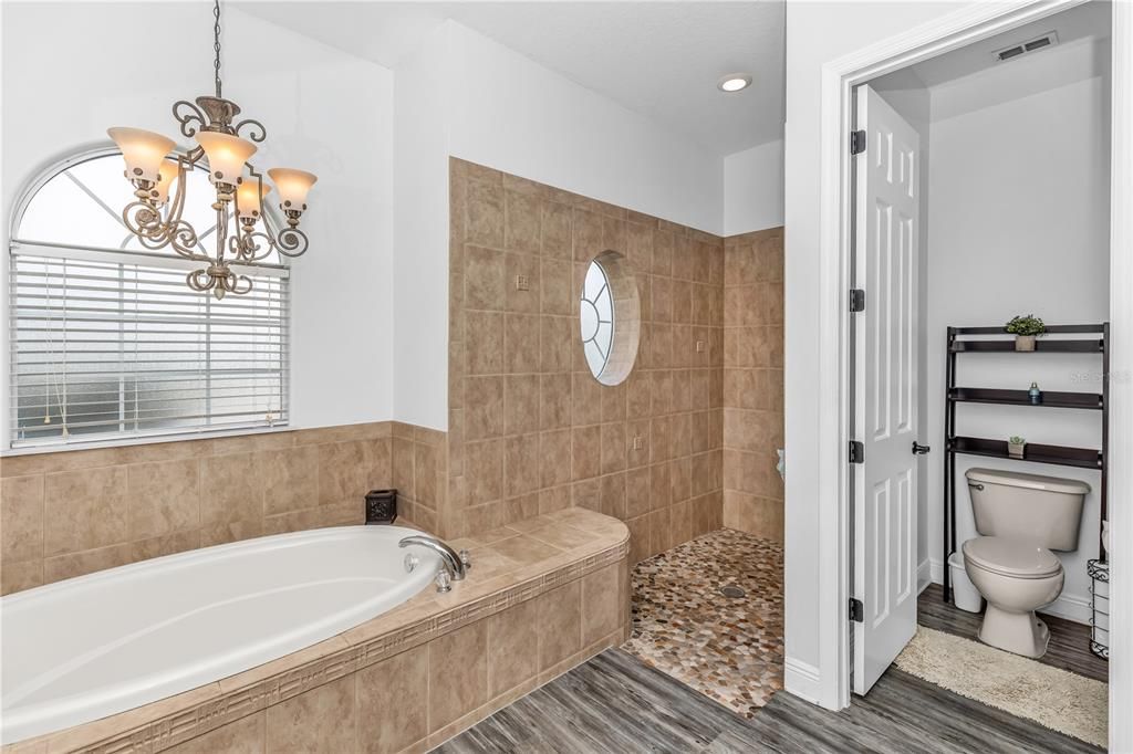 Bathroom, Chandelier, Interior, Recessed Lighting, Wood Texture Flooring