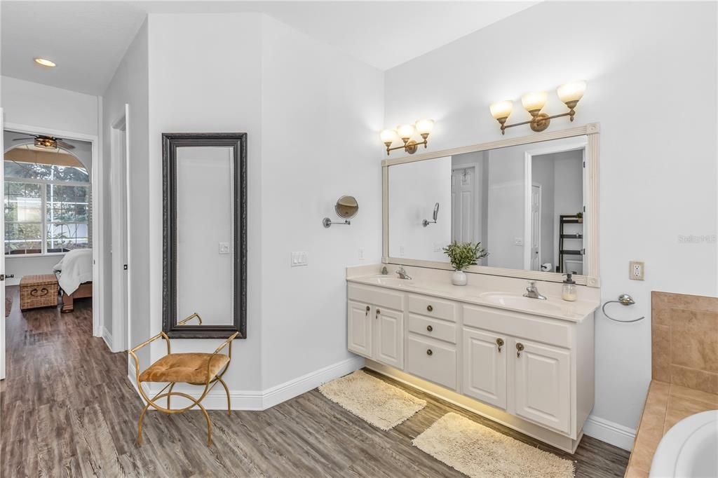 Bathroom, Dual Sink Vanities, Interior, Recessed Lighting, Wood Texture Flooring