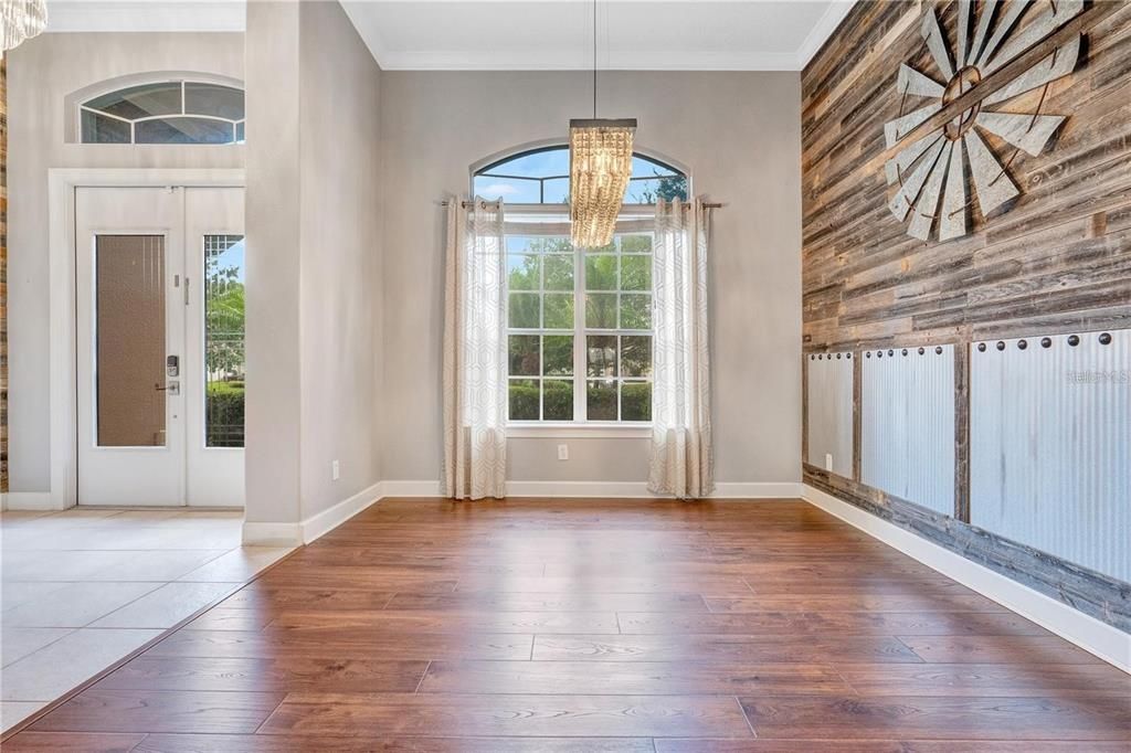 Chandelier, Empty room, Interior, Pendant Lights, Wood Texture Flooring