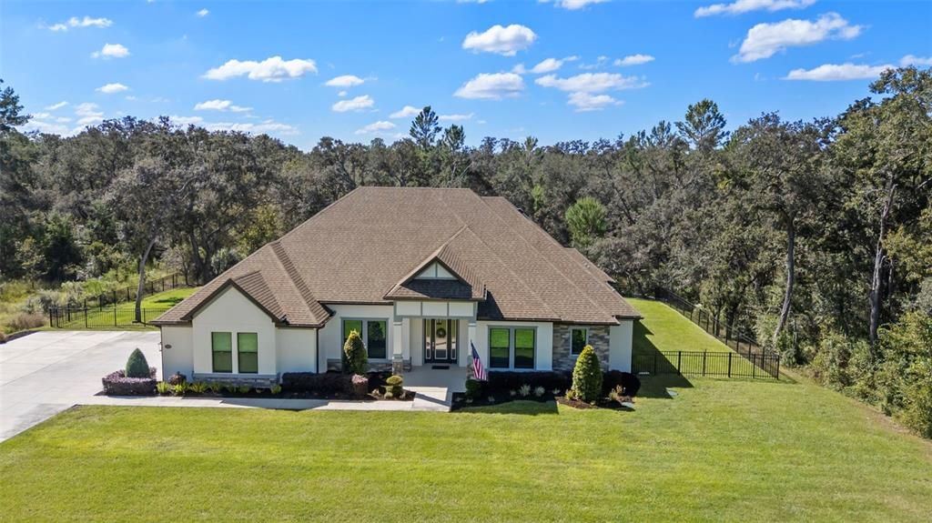 Backyard, Exterior, Facade, Cape Cod