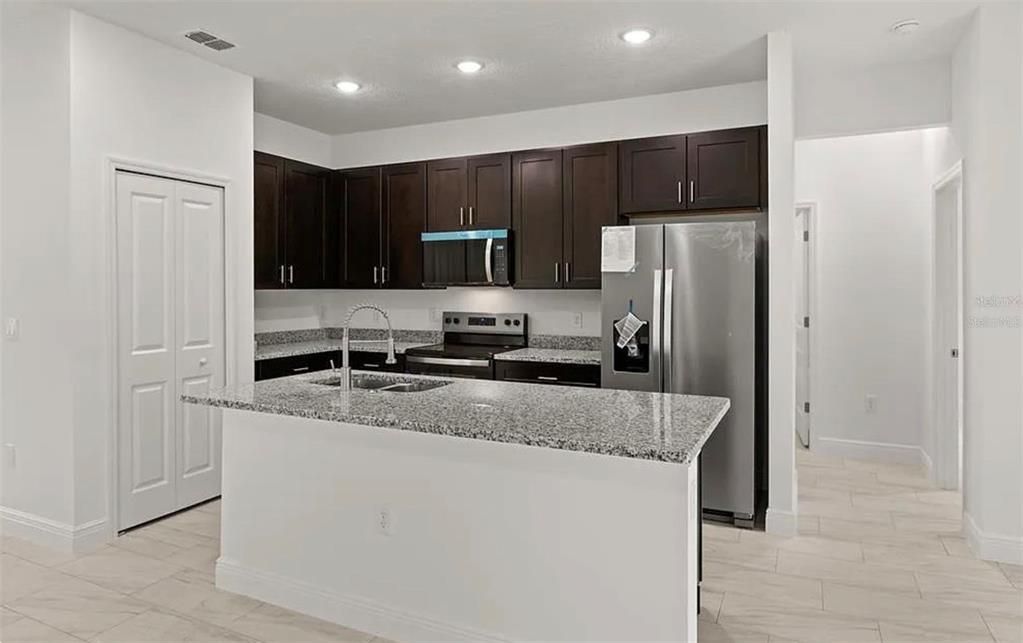 Interior, Kitchen, Marble, Recessed Lighting