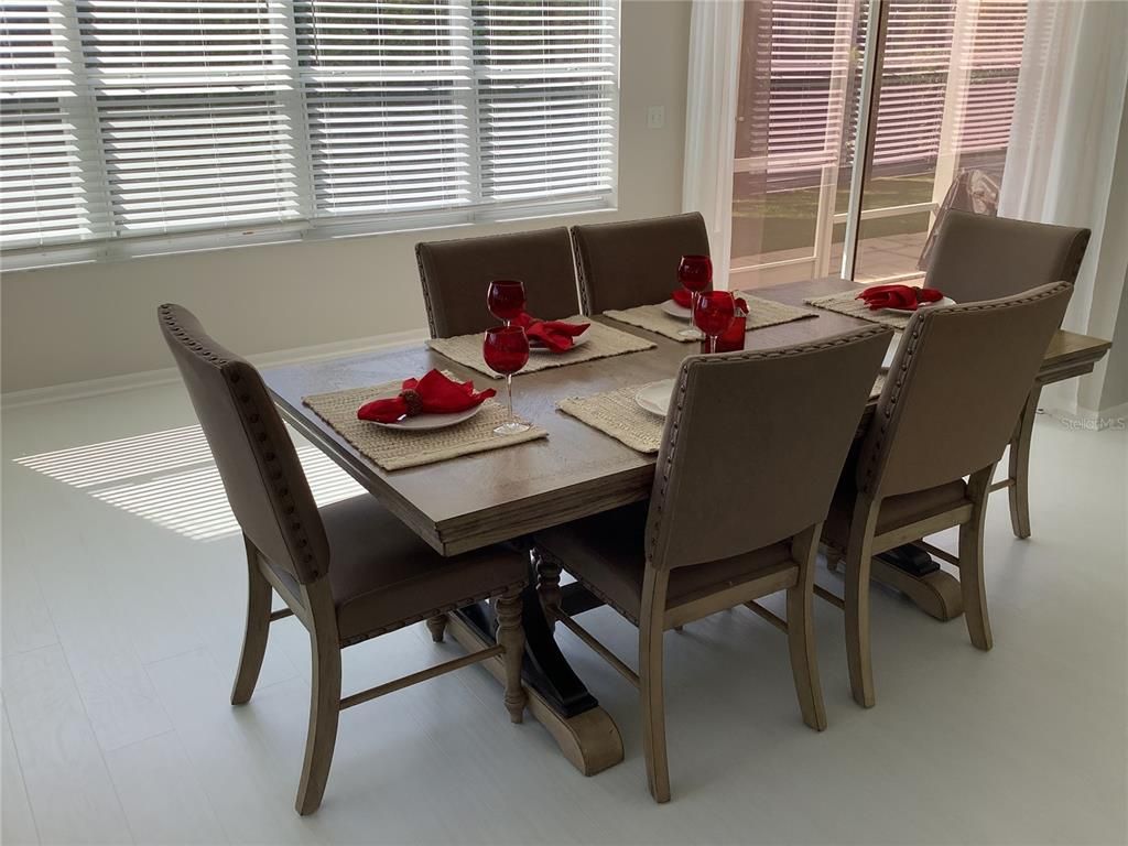 Dining room, Interior