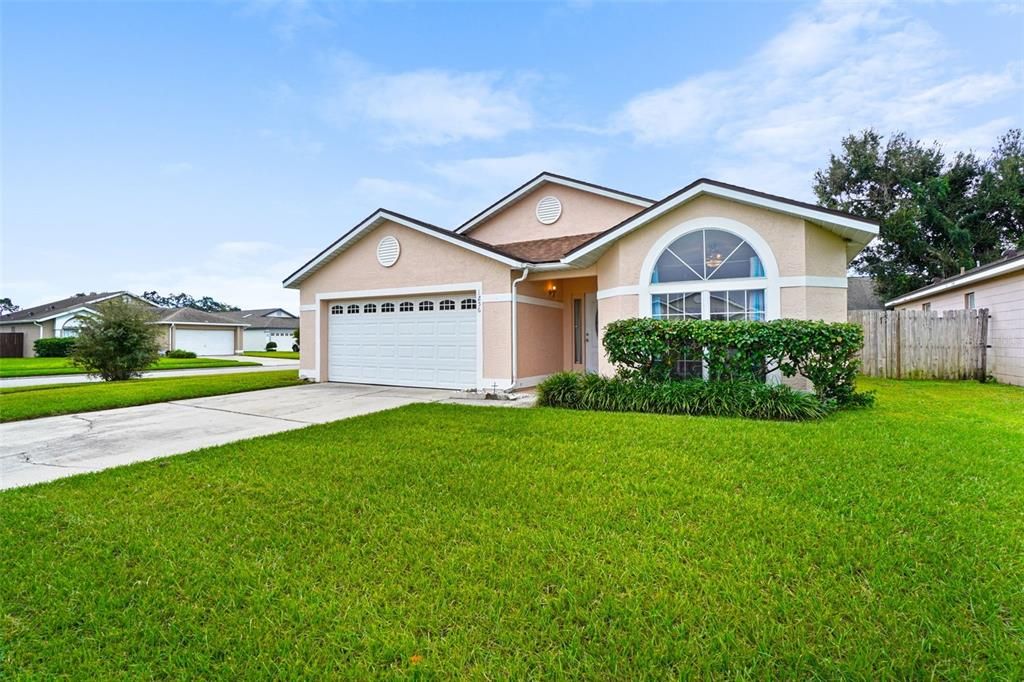 Attached, Backyard, Exterior, Facade, Ranch