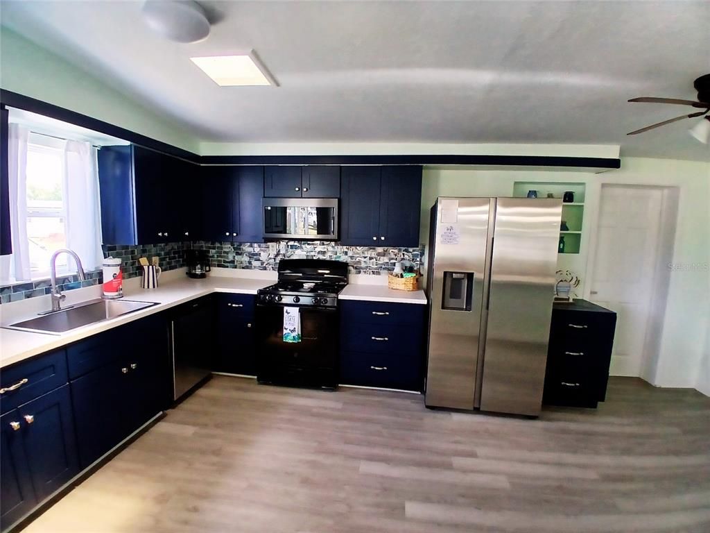 Interior, Kitchen, Stainless Steel Appliances, Wood Texture Flooring