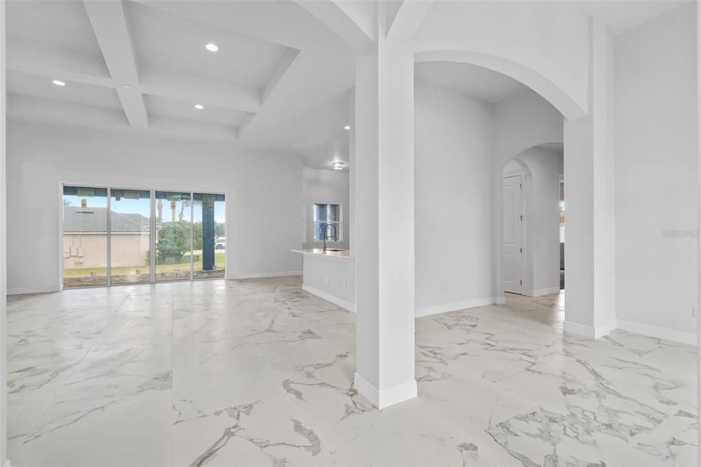 Empty room, Interior, Marble, Recessed Lighting