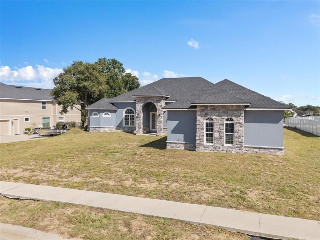 Backyard, Exterior, Facade, French Provincial