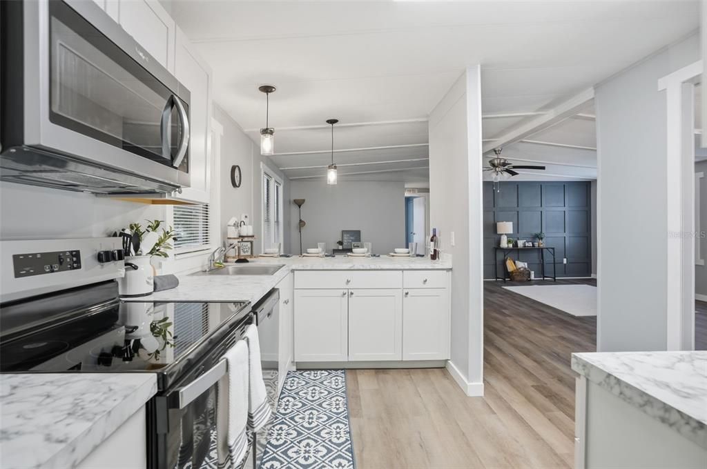 Interior, Kitchen, Pendant Lights, Wood Texture Flooring