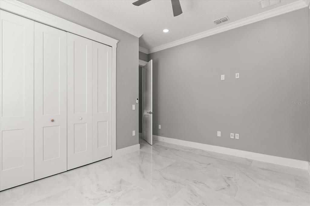Empty room, Interior, Marble, Recessed Lighting