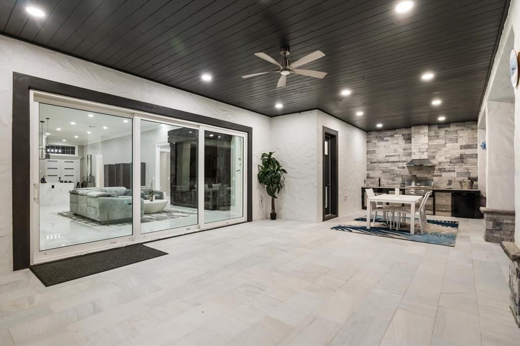 Dining room, Interior, Recessed Lighting, Stone Walls