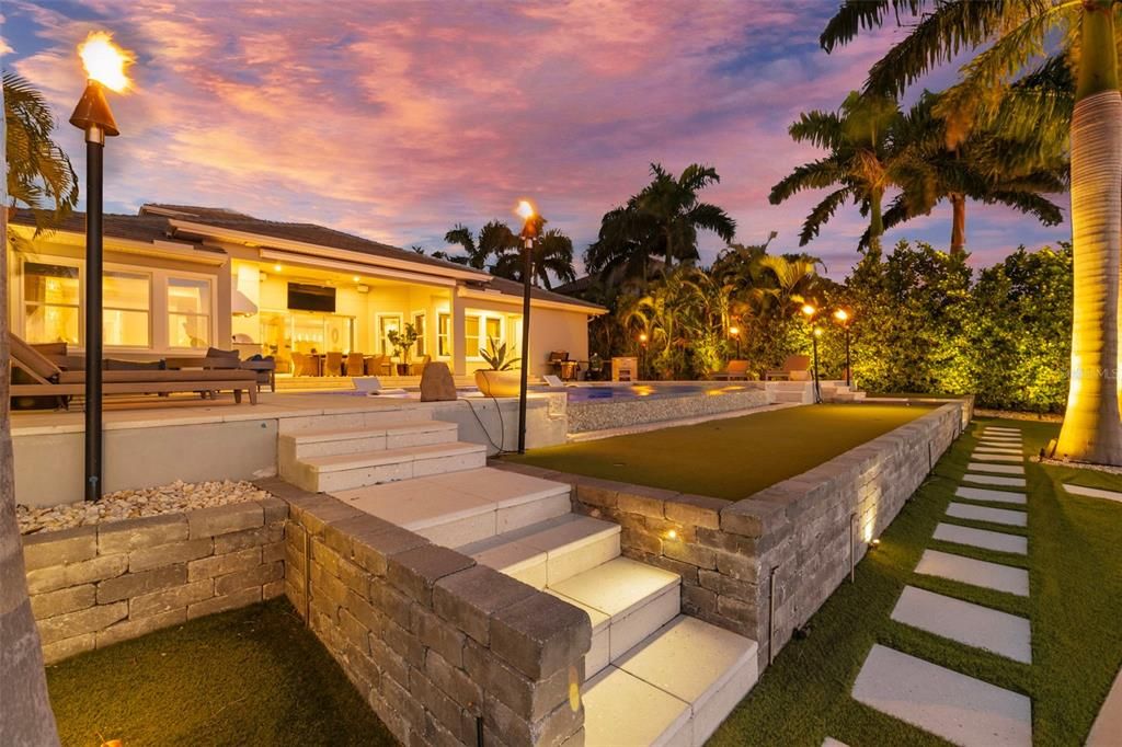 Backyard, Exterior