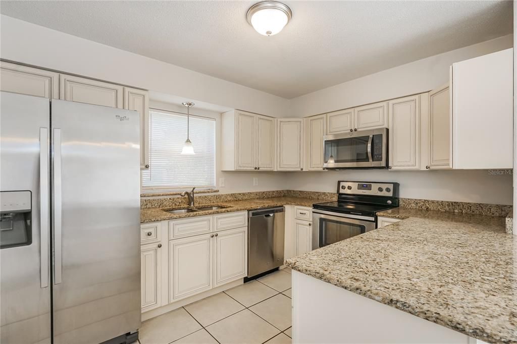 Interior, Kitchen, Pendant Lights, Stainless Steel Appliances