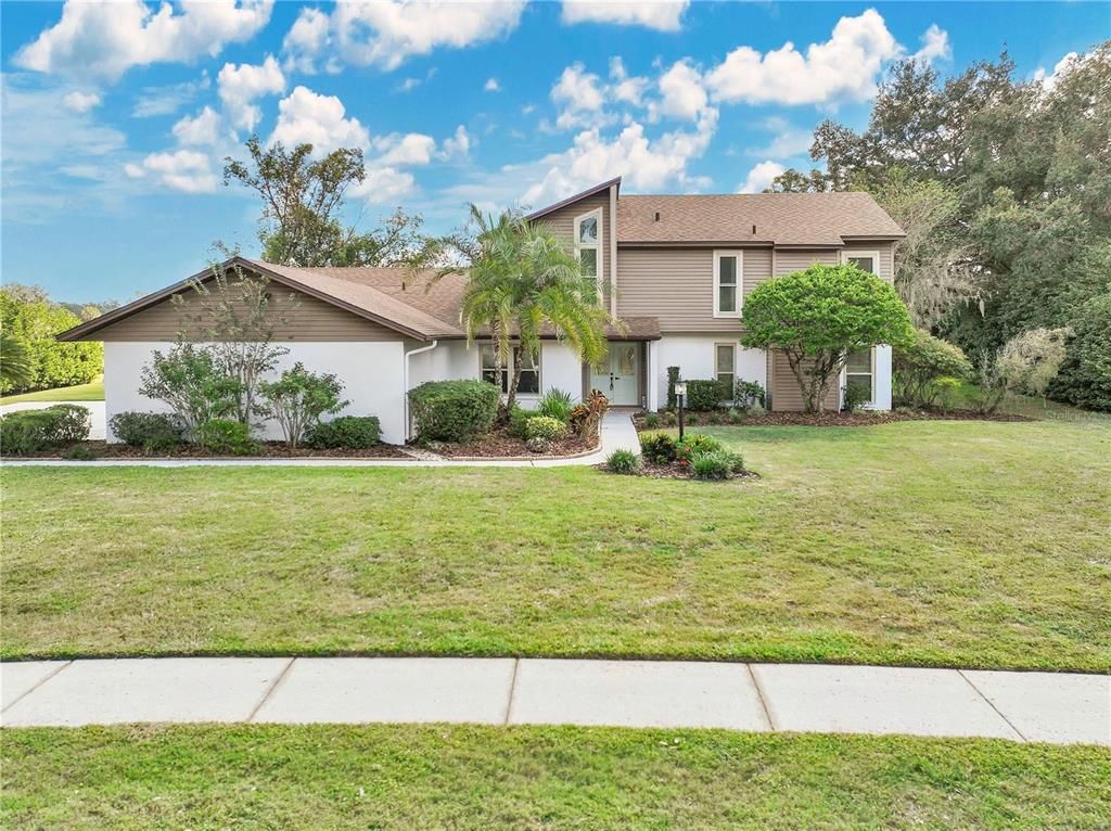 Backyard, Exterior, Facade, Ranch