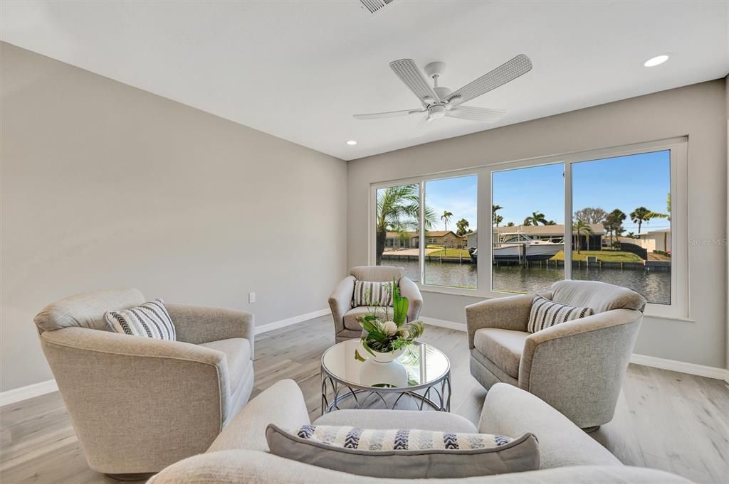 Interior, Living room, Recessed Lighting, Water, Wood Texture Flooring