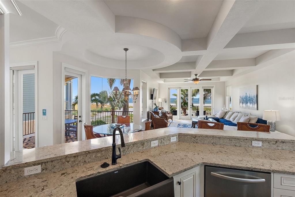 Chandelier, Dining room, Interior, Kitchen, Living room