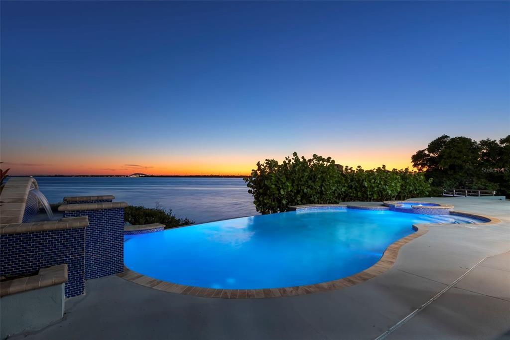 Exterior, Pool, Water