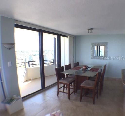 Dining room, Interior