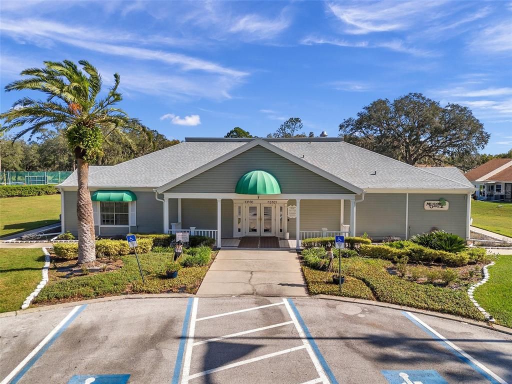 Exterior, Facade, Ranch