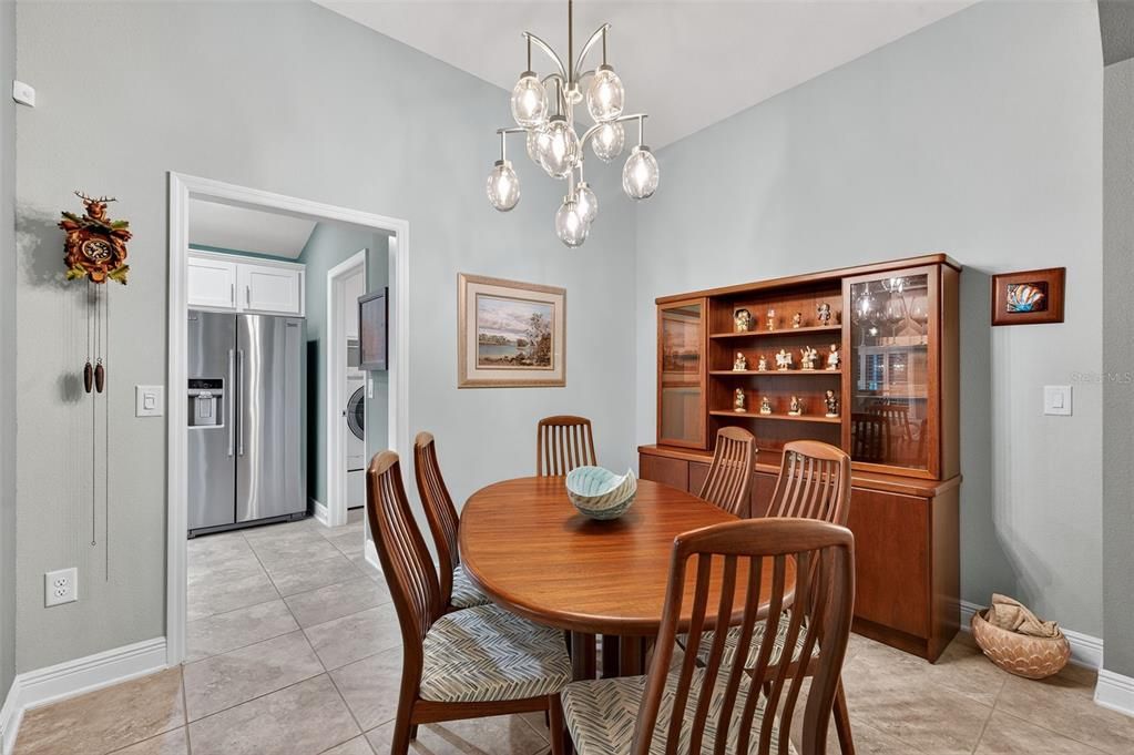 Dining room, Interior, Kitchen, Pendant Lights, Stainless Steel Appliances