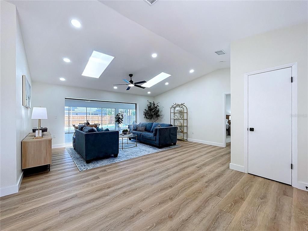 Interior, Living room, Recessed Lighting, Wood Texture Flooring