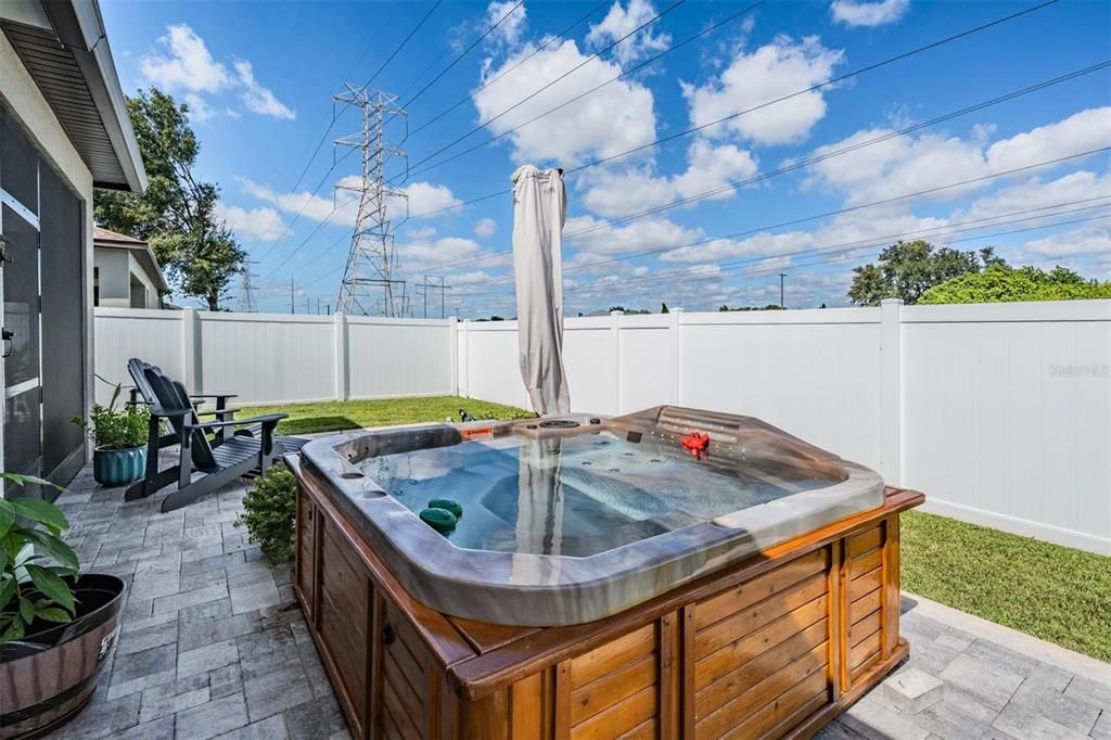 Exterior, Hot Tub