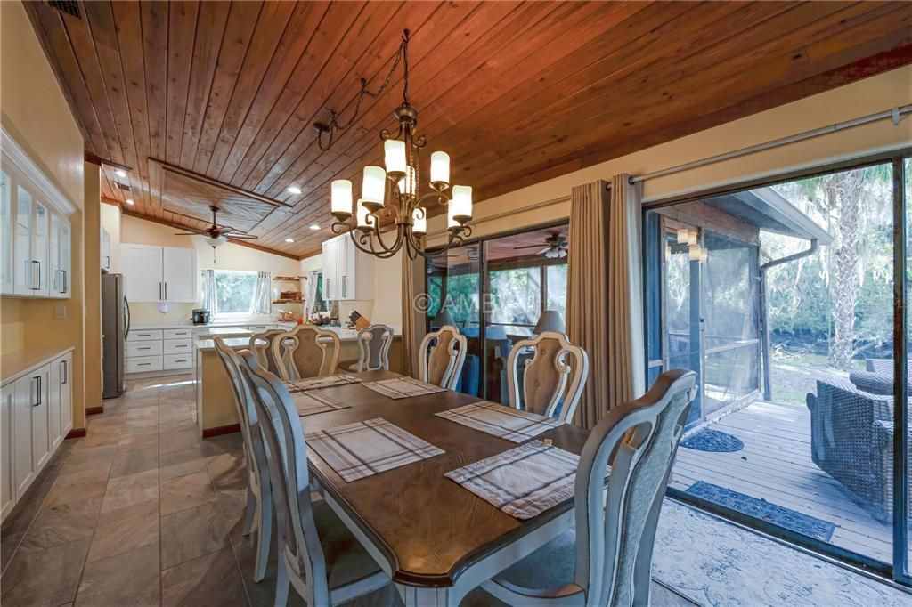 Chandelier, Dining room, Interior, Kitchen, Recessed Lighting, Wooden Ceilings