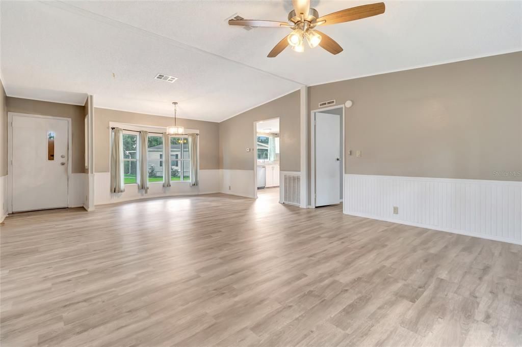 Empty room, Interior, Pendant Lights, Wood Texture Flooring