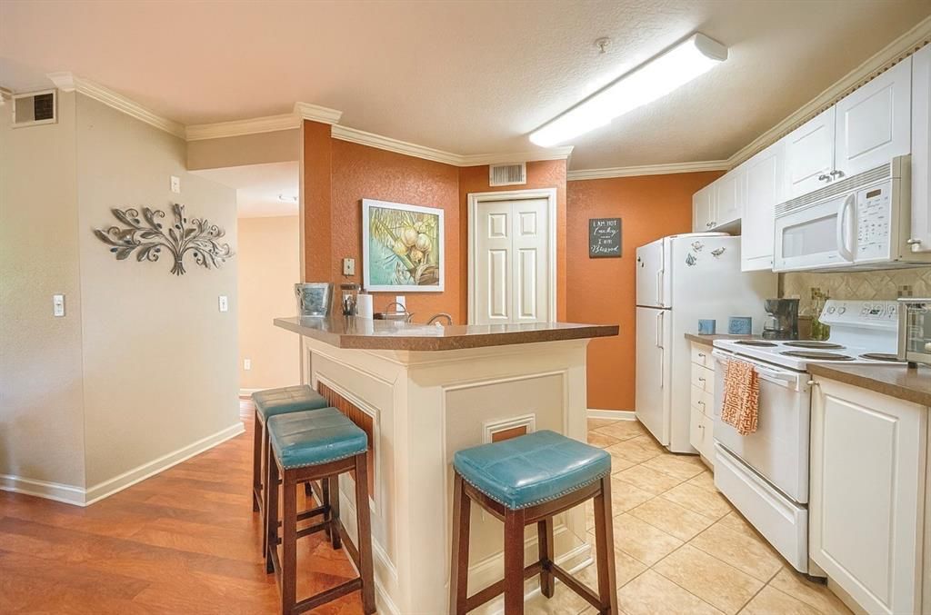 Interior, Kitchen, Wood Texture Flooring