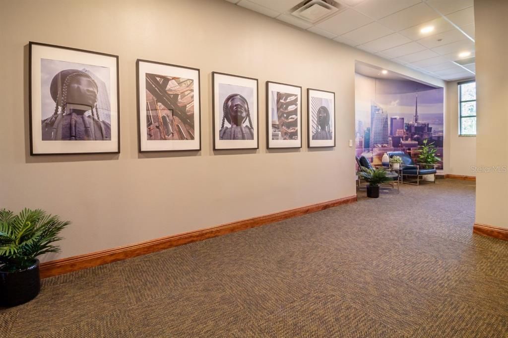 Empty room, Interior, Recessed Lighting