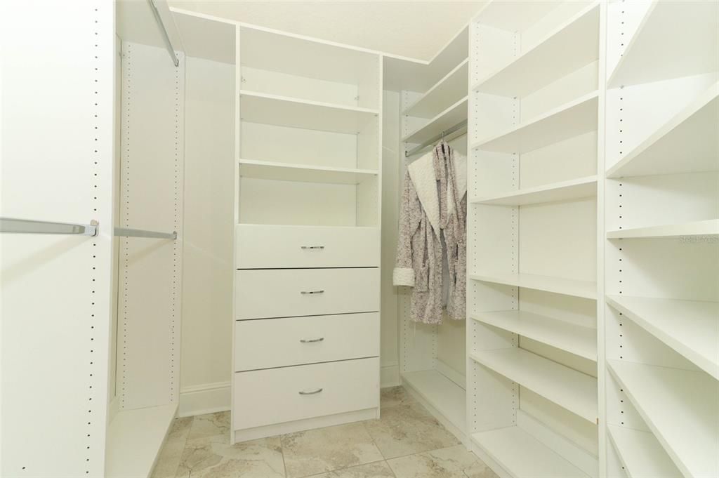 Interior, Walk-in Closets