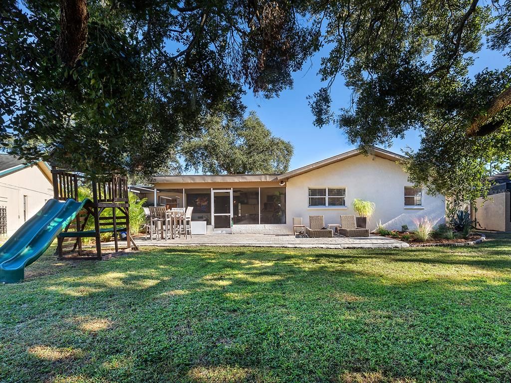 Backyard, Exterior, Playground