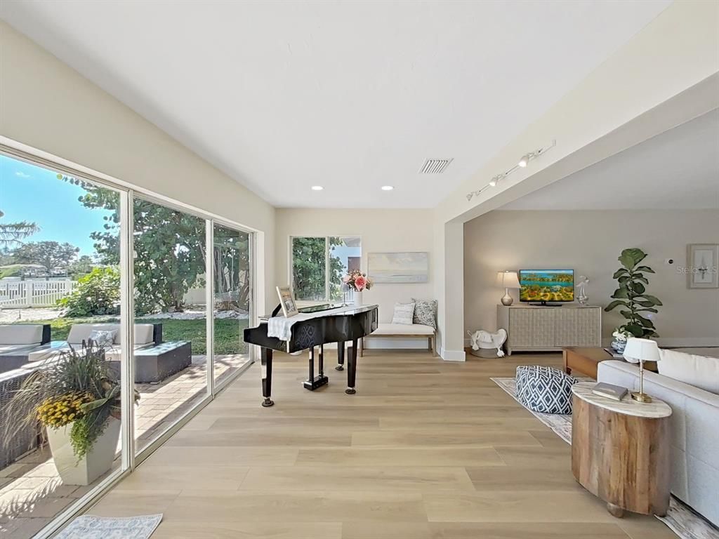 Interior, Living room, Piano, Recessed Lighting, Wood Texture Flooring