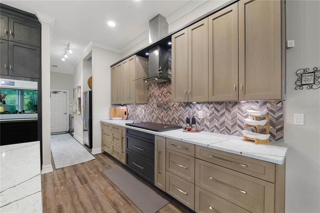 Interior, Kitchen, Recessed Lighting, Wood Texture Flooring