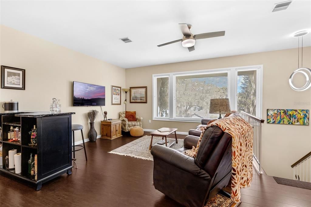 Interior, Living room, Pendant Lights, Wood Texture Flooring