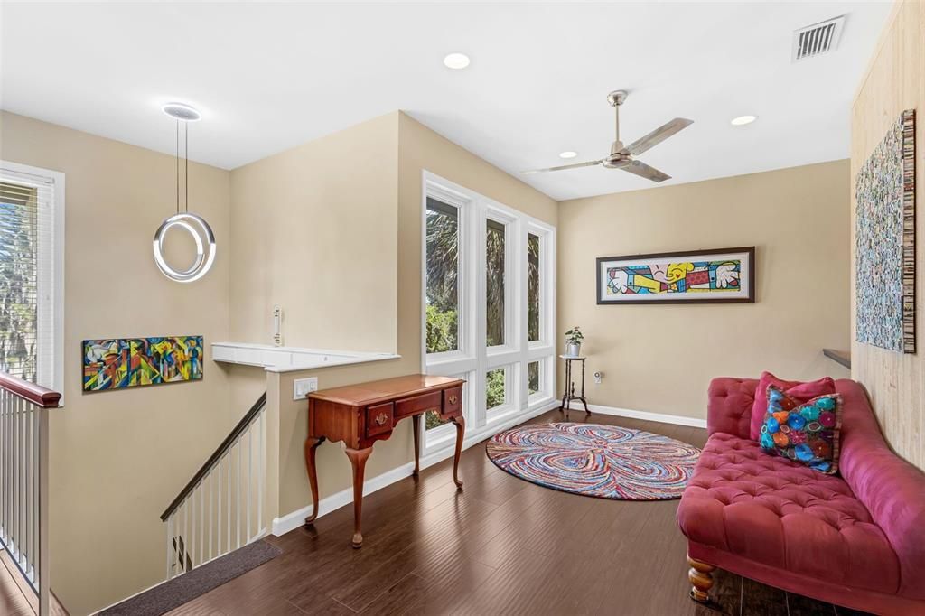 Interior, Pendant Lights, Recessed Lighting, Wood Texture Flooring