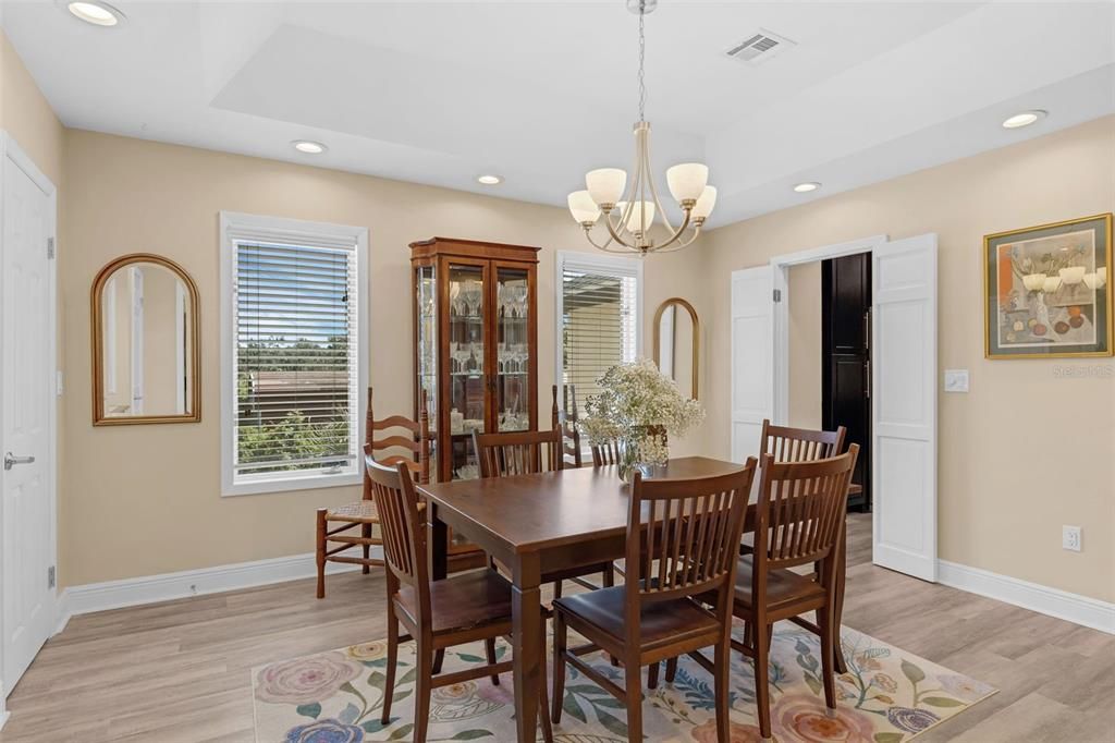 Chandelier, Dining room, Interior, Recessed Lighting, Wood Texture Flooring