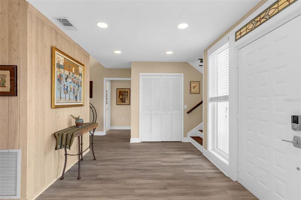 Interior, Recessed Lighting, Wood Texture Flooring