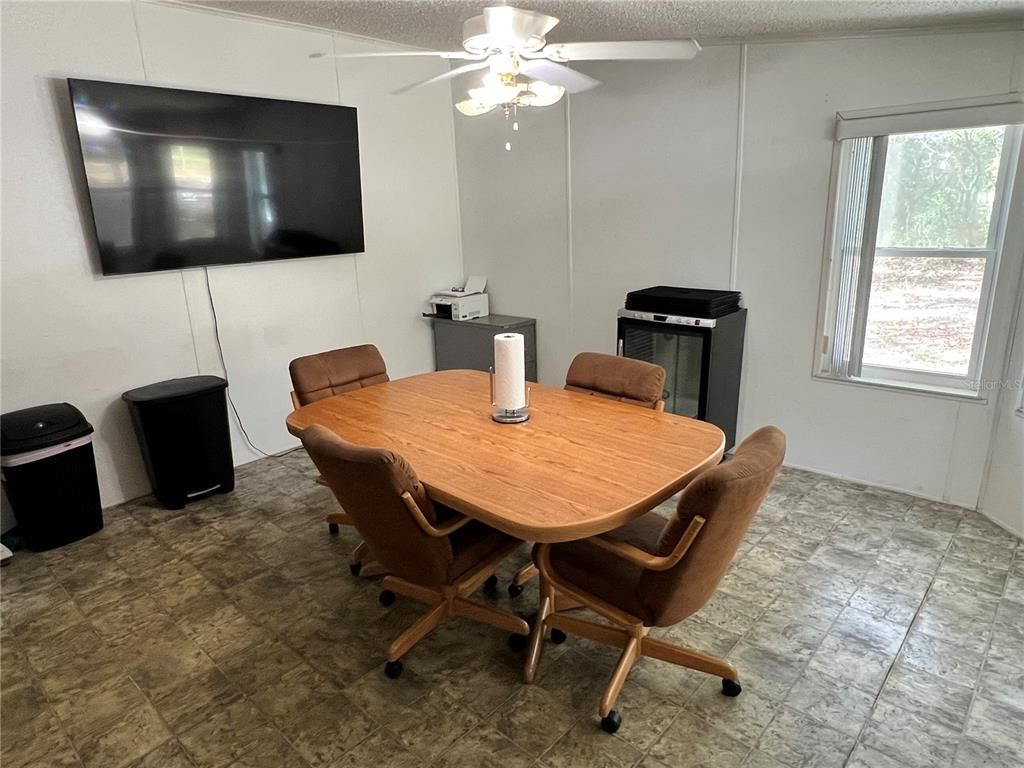 Dining room, Interior