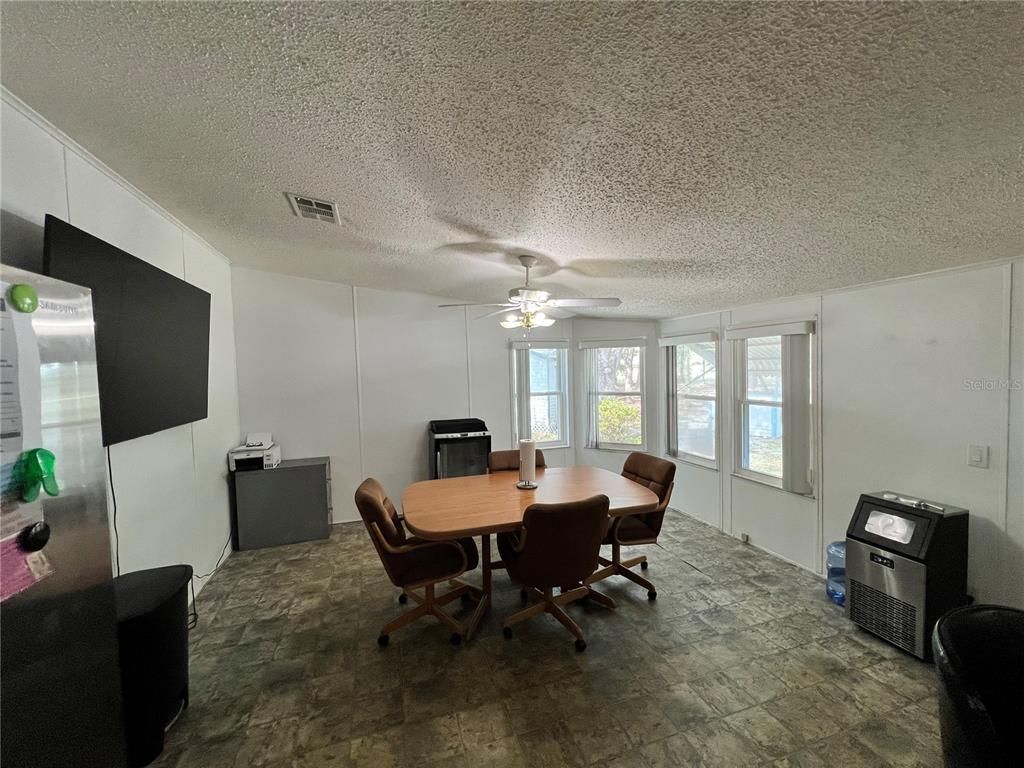 Dining room, Interior