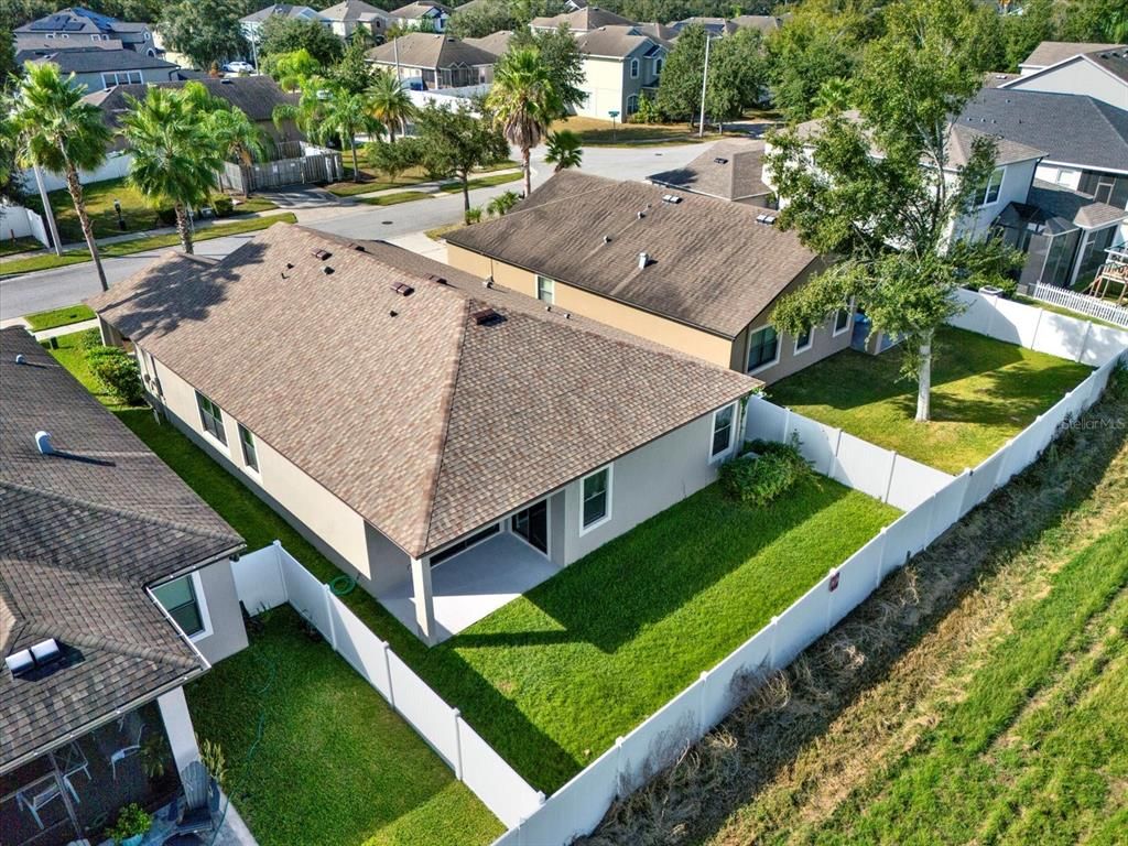 Exterior, Drone