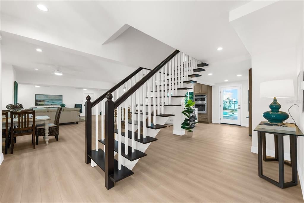 Dining room, Interior, Living room, Recessed Lighting, Wood Texture Flooring