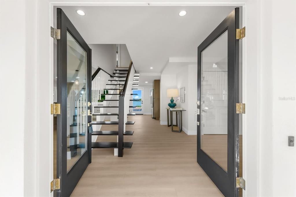 Interior, Recessed Lighting, Wood Texture Flooring