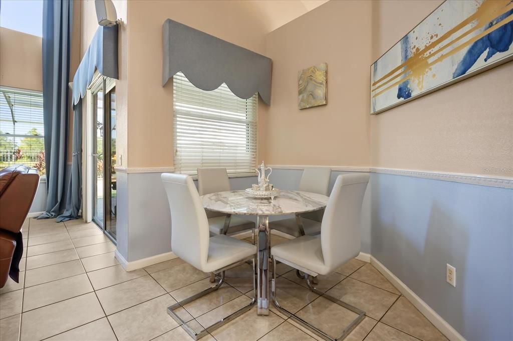 Dining room, Interior