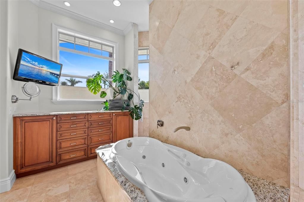 Bathroom, Free Standing Baths, Interior, Recessed Lighting
