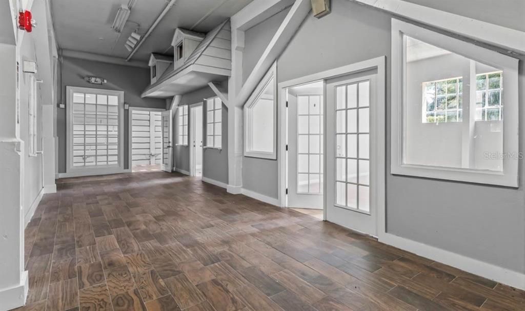 Empty room, Interior, Wood Texture Flooring