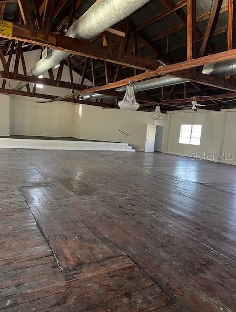 Chandelier, Empty room, Interior, Wooden Beams, Wood Texture Flooring