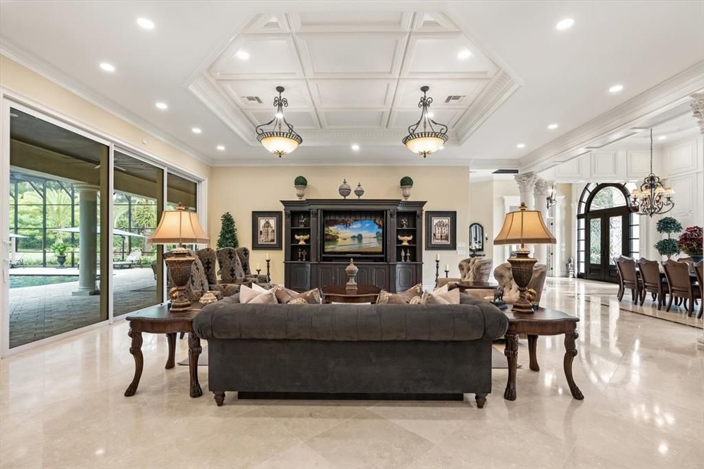 Dining room, Interior, Living room, Pendant Lights, Recessed Lighting