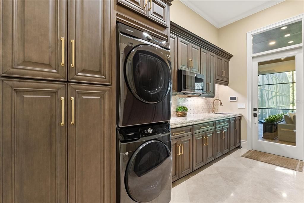 Interior, Recessed Lighting, Washer