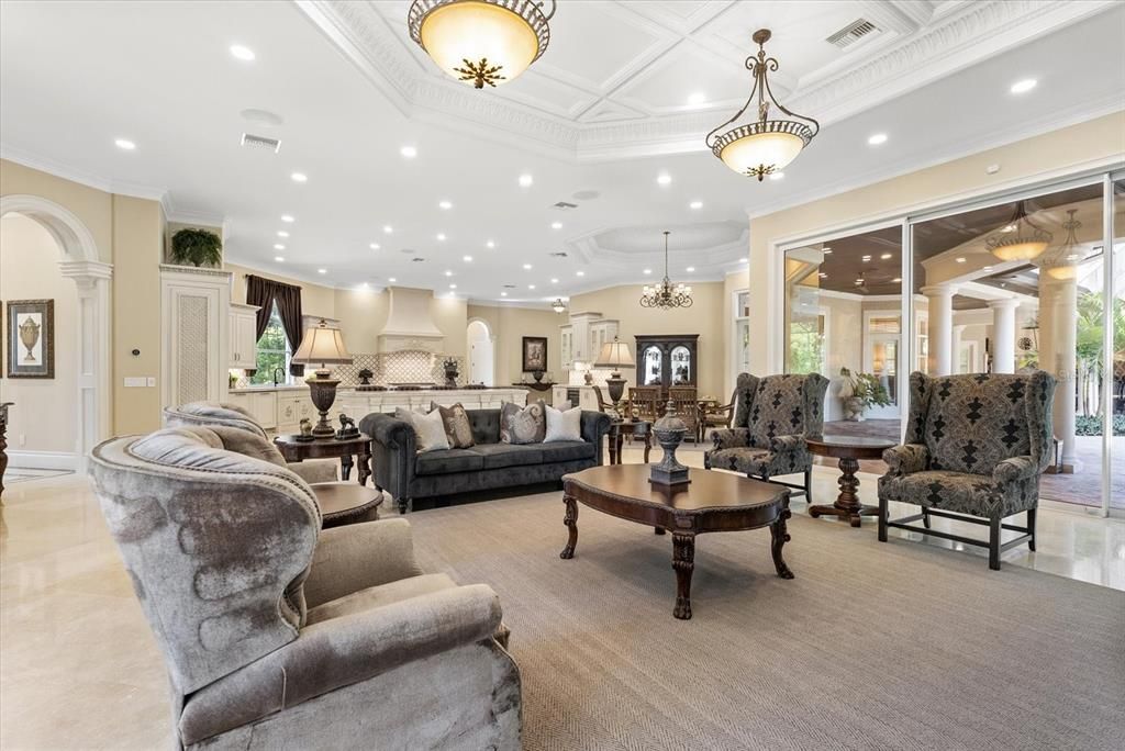 Chandelier, Interior, Kitchen, Living room, Pendant Lights, Recessed Lighting