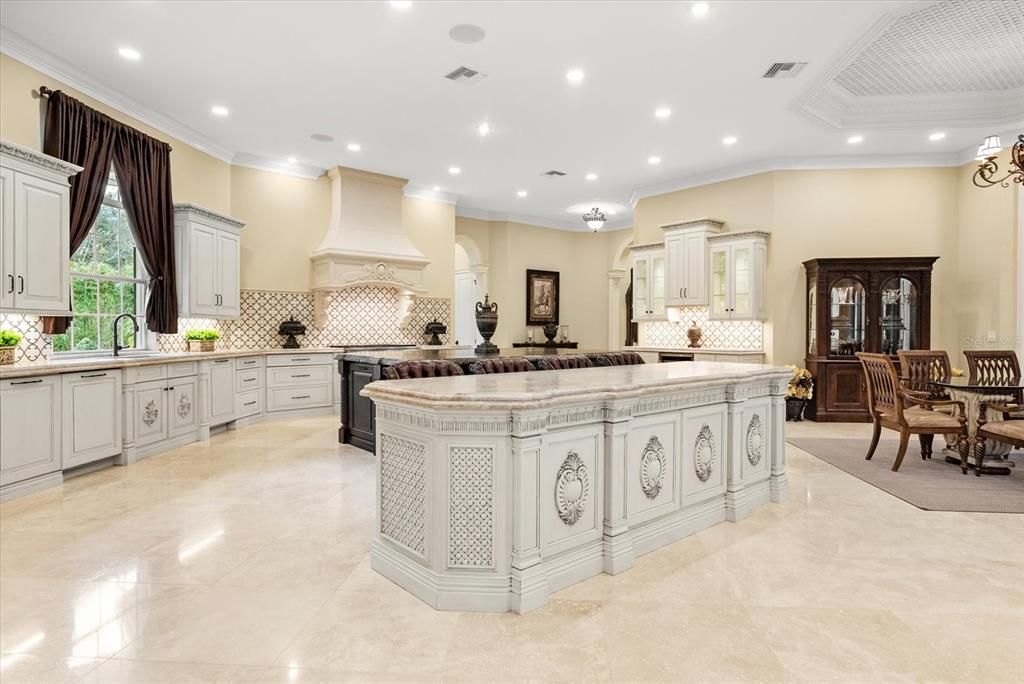 Dining room, Interior, Kitchen, Recessed Lighting, Tile Countertops